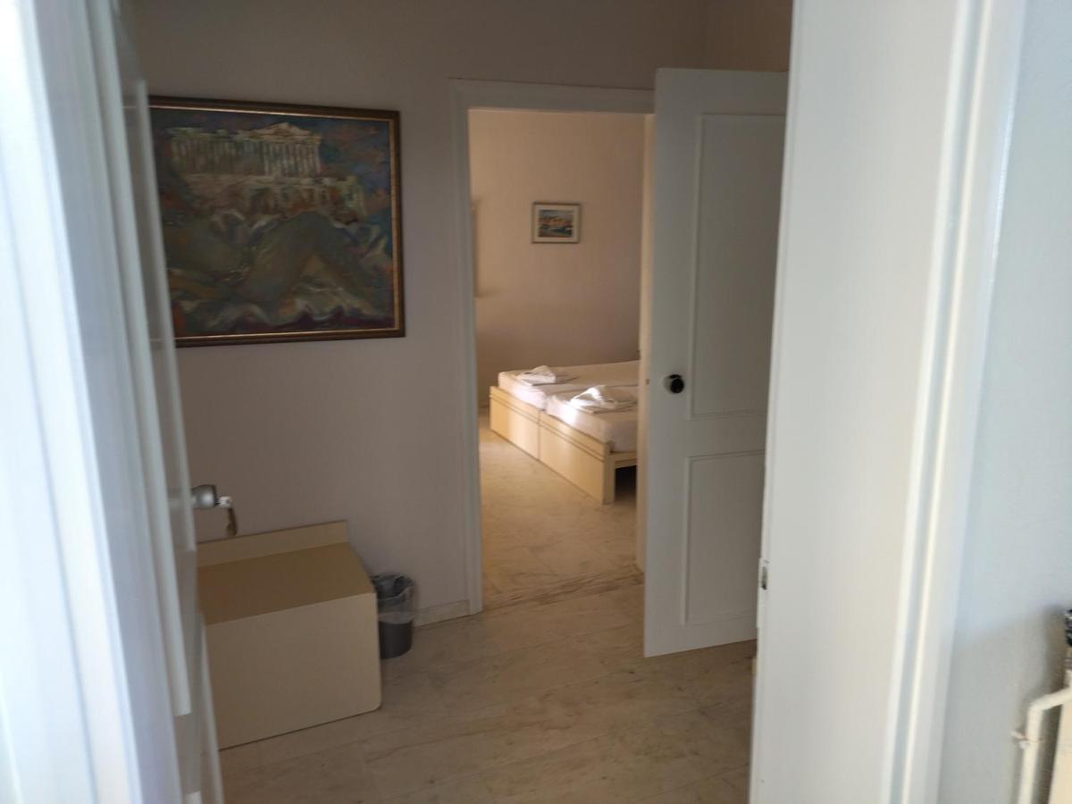 Hotel Haris On The Beach Agia Marina 외부 사진